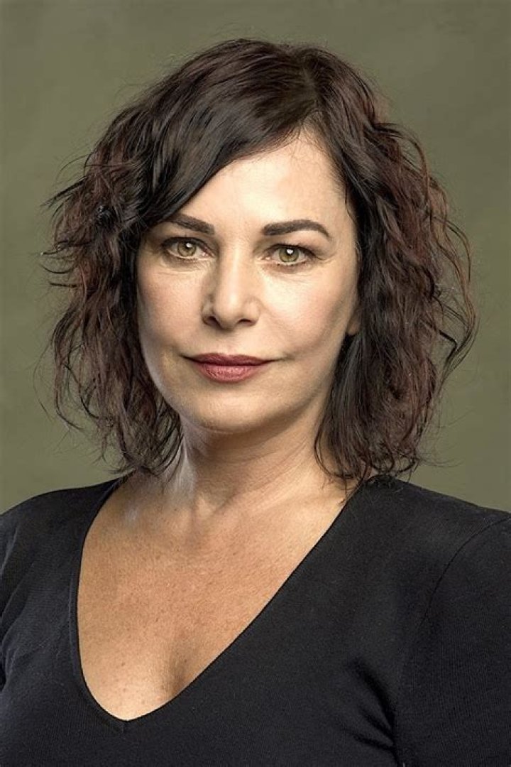 Senay Gürler Biography, Age, Height, Husband, Net Worth, Family