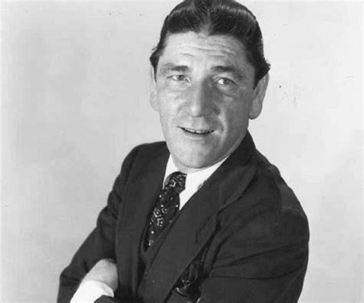 Shemp Howard Biography, Age, Height, Wife, Net Worth, Family