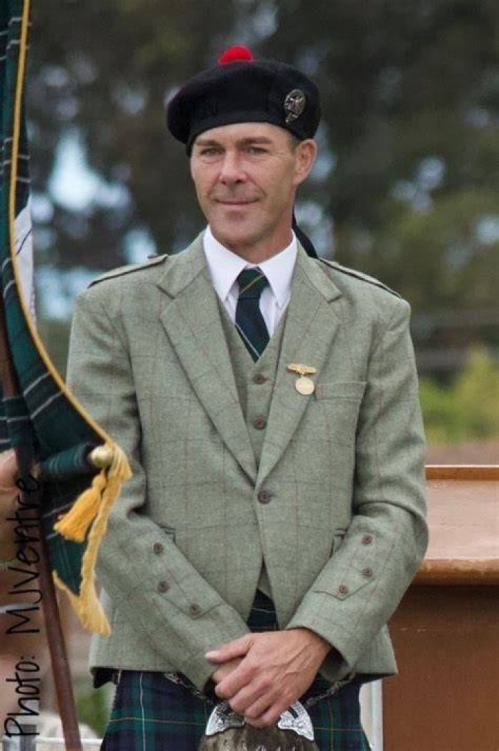 Simon Abney-Hastings, 15th Earl of Loudoun Biography, Age, Height, Wife, Net Worth, Family