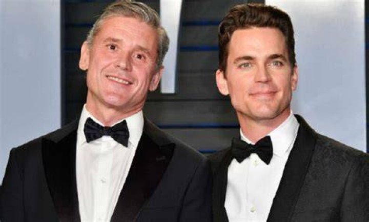 Simon Halls Biography, Age, Height, Wife, Net Worth, Family