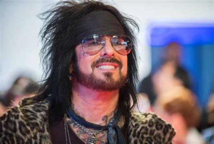 Sixx Orange Biography, Age, Height, Net Worth, Family