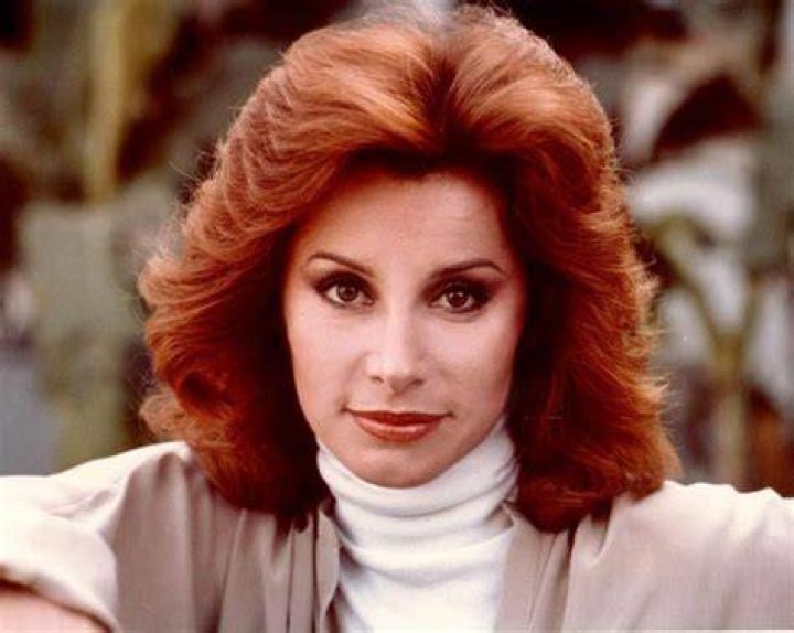 Stefanie Powers Biography, Age, Height, Husband, Net Worth, Family