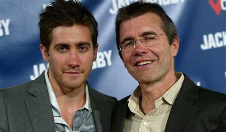Stephen Gyllenhaal Biography, Age, Height, Wife, Net Worth, Family