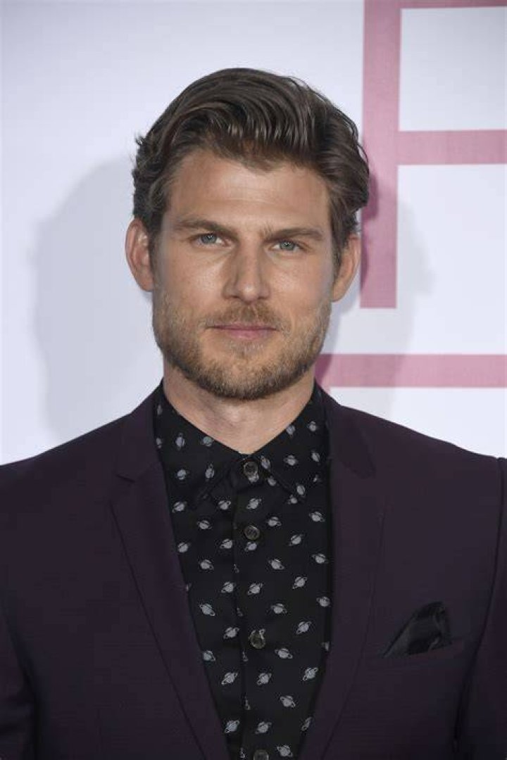 Travis Van Winkle Biography, Age, Height, Wife, Net Worth, Family