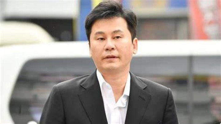 Yang Hyun-suk Biography, Age, Height, Wife, Net Worth, Family