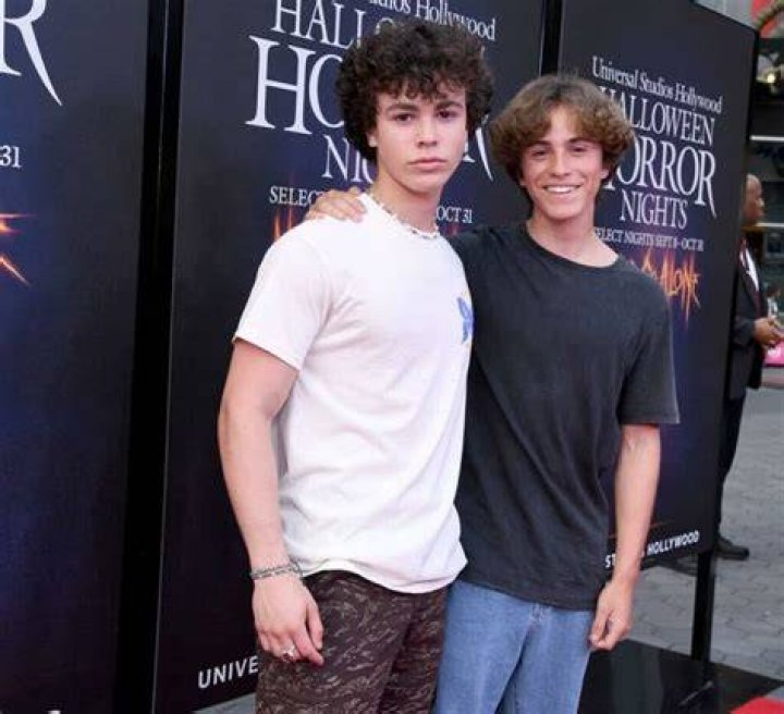 Zackary Arthur Biography, Age, Height, Wife, Net Worth, Family